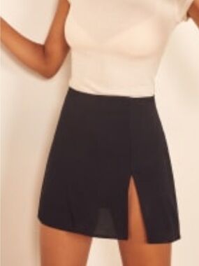 NWT Reformation Margot Black Mini Skirt with Front Slit